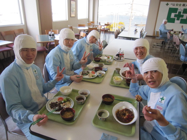 楽しいお昼ごはん
